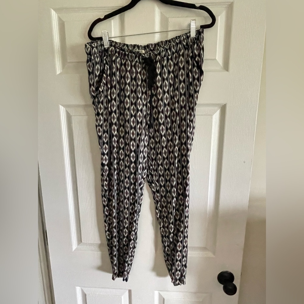 Tapered summer pants
